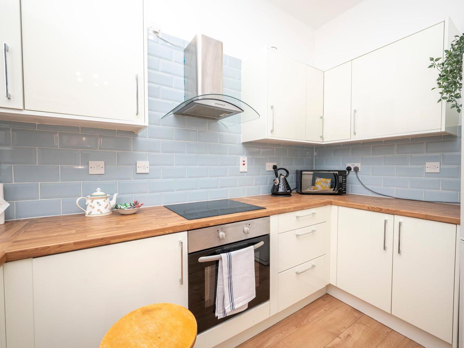 Pass The Keys Lovely 2br Flat Near St Paul's Tube Station Apartment *