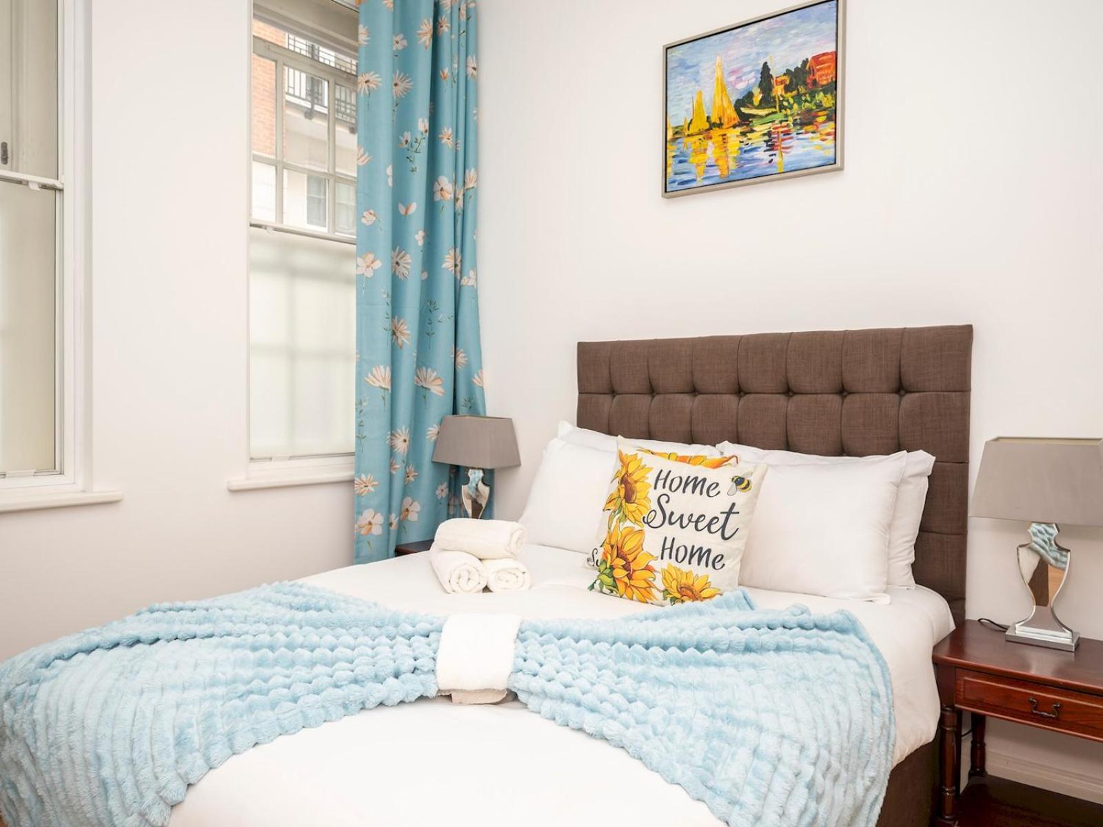 Pass The Keys Lovely 2br Flat Near St Paul's Tube Station London